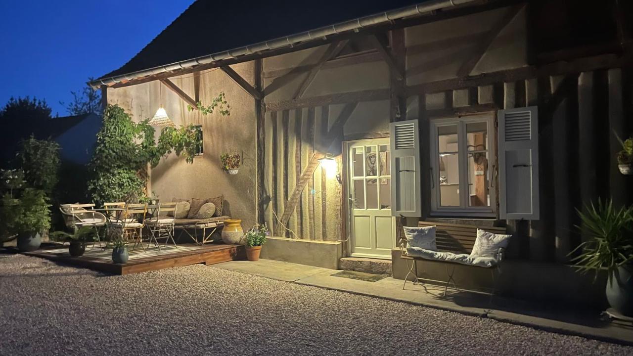 Au Charme D'Ici Hotel La Chapelle-Saint-Sauveur  Eksteriør billede
