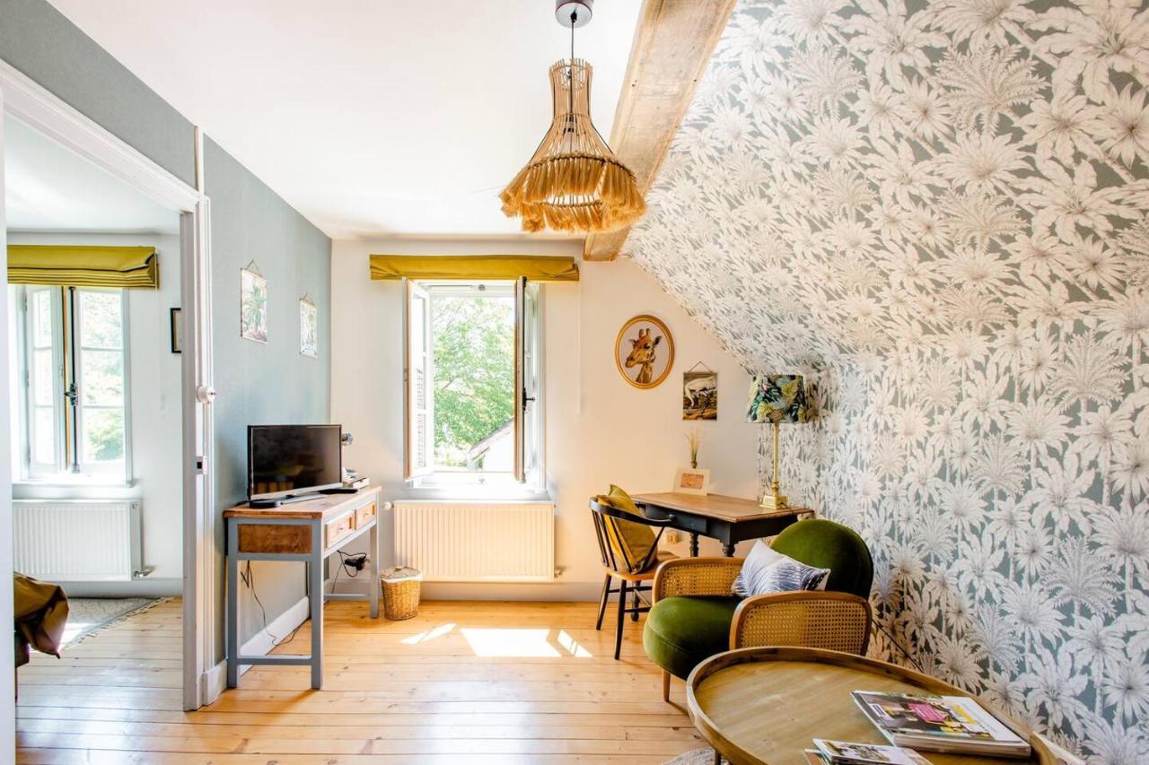 Au Charme D'Ici Hotel La Chapelle-Saint-Sauveur  Eksteriør billede